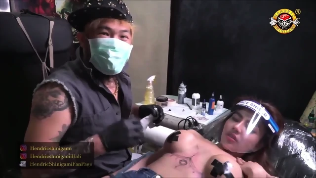 Mirip Lisa Mariana Tattoo Shin