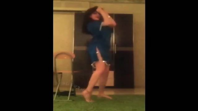 Big-Titted Arab Mature Masturbates