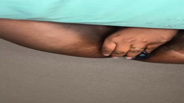 Talk to meh nice an watch meh