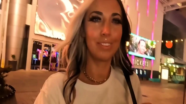 Stellar Rogue Facial And Cumwalk In Las Vegas