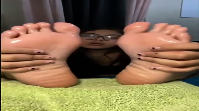 Mimisfeets Oily Soles