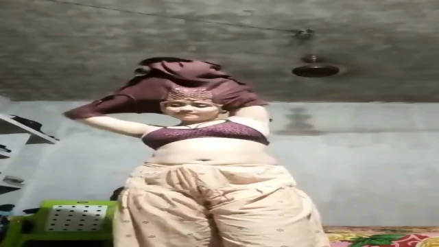 Cute Desi Girl nude show 🔥