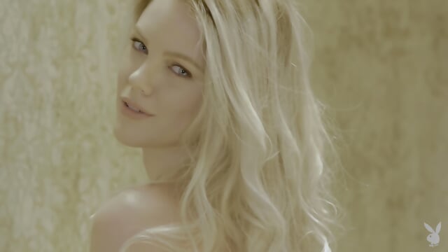 Blonde model Ora Young - 4K - Striptease