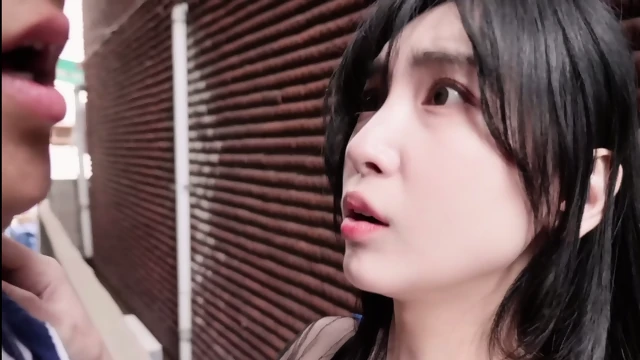 Kim Hyojin Busty model have fun after show