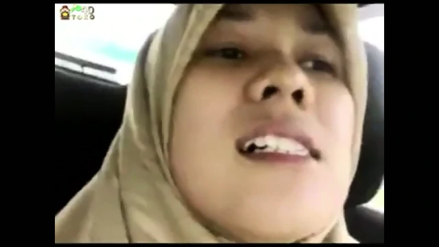 Parah Ustadzah Mersum Dengan Suami...WEM