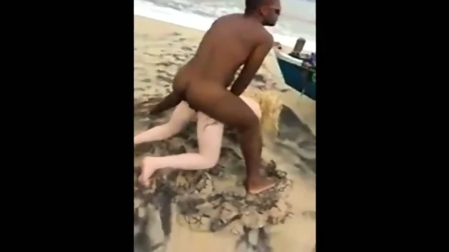 Beach Dick-Taking Turns by Amateurs Outdoors