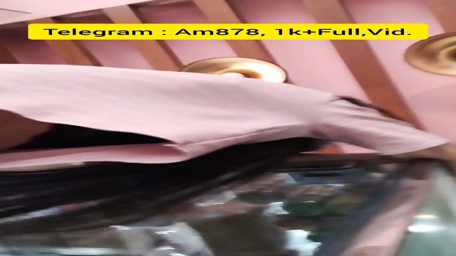 Very beautiful indian desi girl uptop bra boobs visible