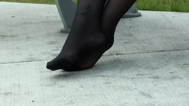 sexy chubby pantyhose foot play