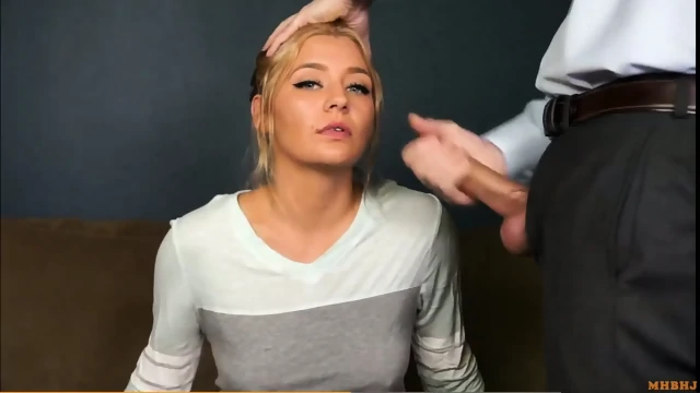 Dreesed Babe gets a facial