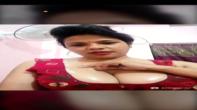 Indian big boobs hot bhabhi with red nighty