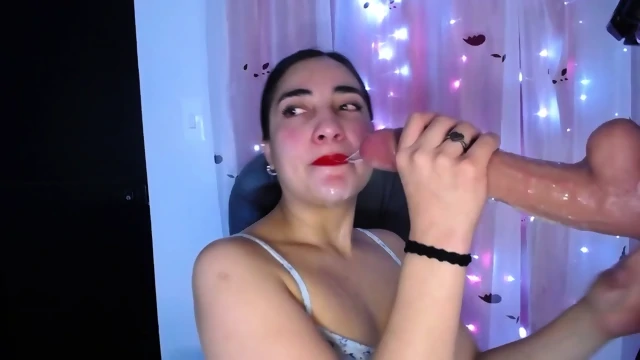 Capricorn Latina Deepthroat