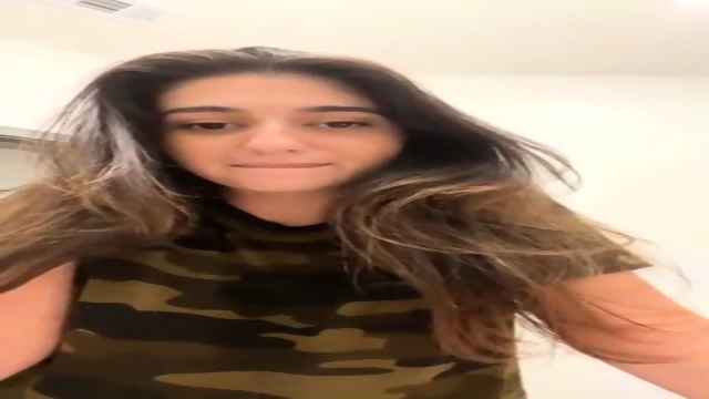 Prettypussyslut, Web Cam Girl