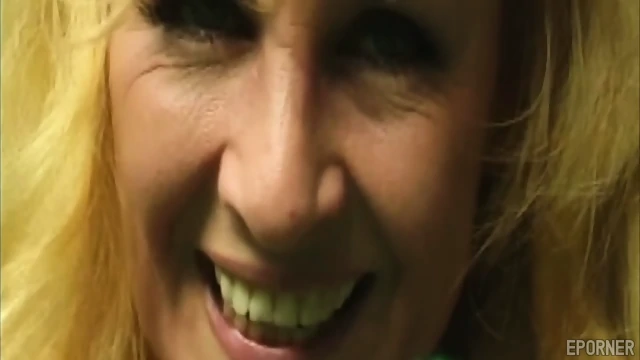 Screaming Mature Takes It Deep In Her Tight Hole - Mia, Steve Taylor