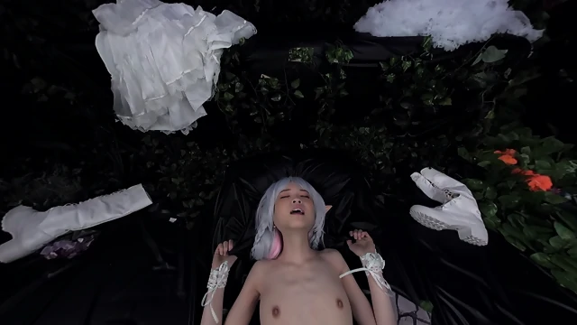 Cute Asian Lala in another world