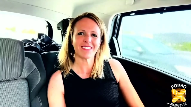 Le fantasme de plan Ã  trois de Julie devient rÃ©alitÃ© !