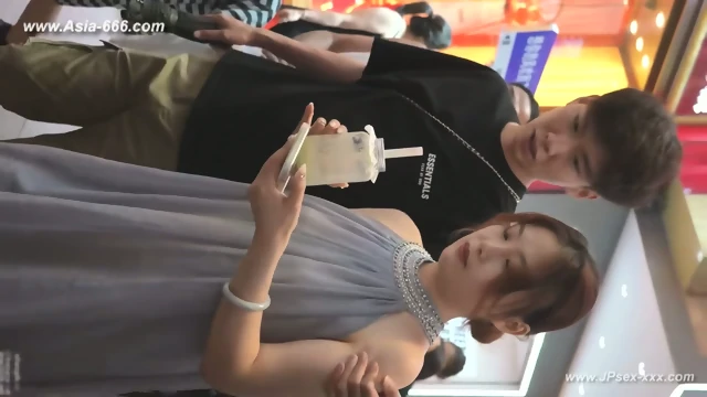 peeping chinese amateur upskirt.276