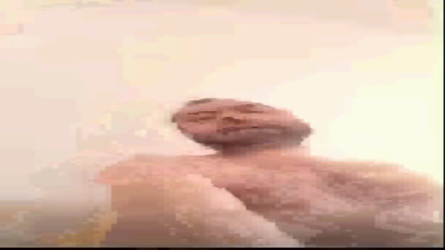 El seÃ±or David Tramvia se masturba.