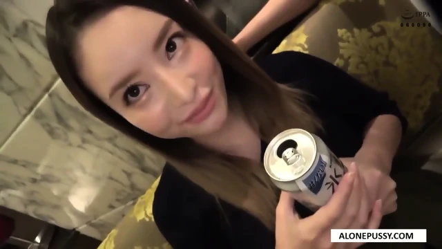 Ayane Sezaki - Hoi-150 Tide Sound A Girl Who Illuminates A Fair Skinned Beauty Body.