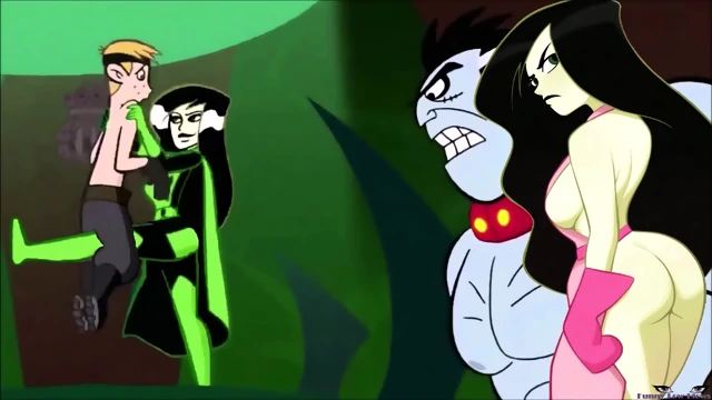 Shego BALLBUSTING boy hard kick in the balls ANIME BB Kim Possible