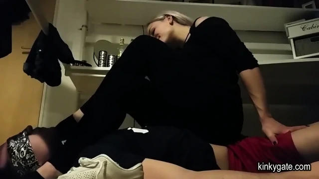 She crushes my face, tramples my body