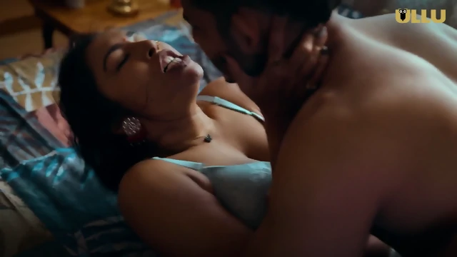 Girlfriend Ki Mummy Ko Choda Part 2