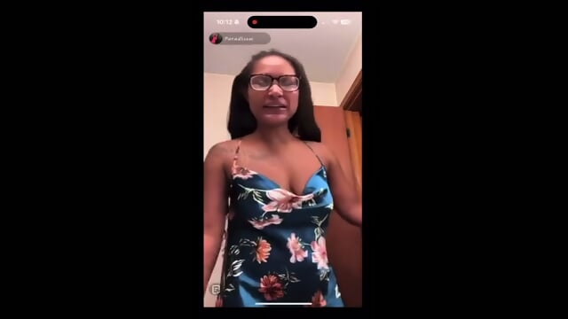 EBONY MILF PUSSY FLASH