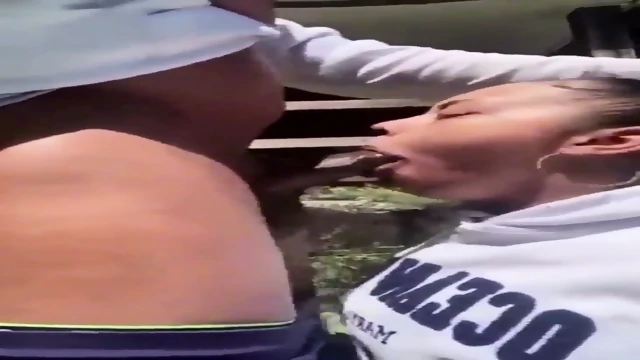 Redbone Throat Fucking