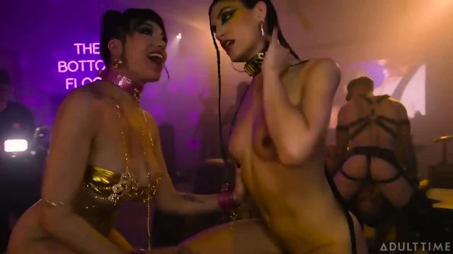 Sophia Locke, Casey Calvert, Alison Rey, Aiden Starr, Codi Vore & Little Puck - The Bottom Floor Second Coming