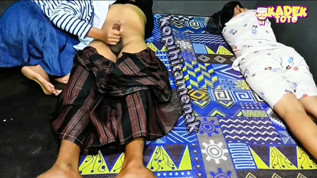 Suamiku meniduri adik tiriku