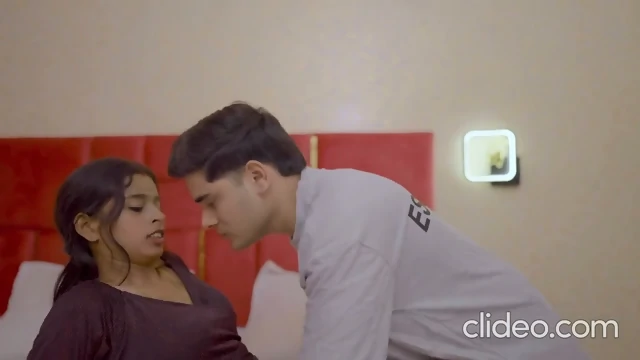 Desi Slim Wife Surprised With A Very Hardcore Sex