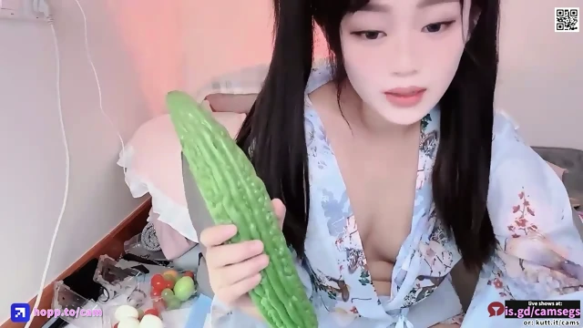 yueyue devourer of veggies 2