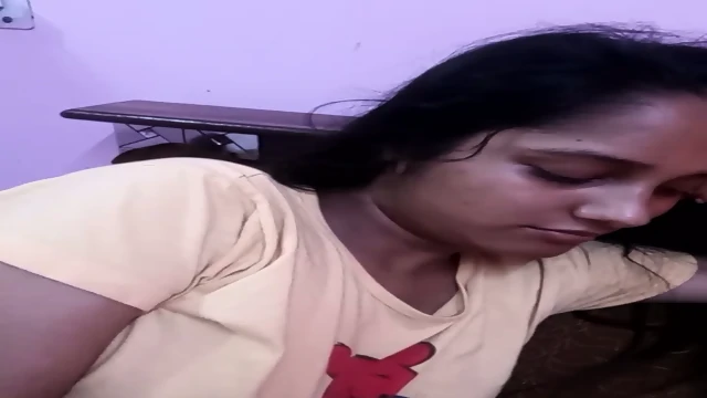 Sexy Desi Girl Teasing Fully Nude Showing Her Big Boobs And Her Juicy Pussy On Live With Horny Moves I just caught a live stream of a sexy desi girl, and she's putting on a show that's impossible to miss. She's fully nude, her big boobs and juicy pussy on