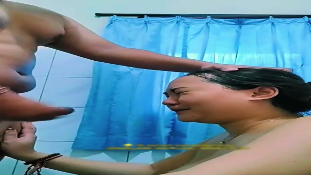 Crot di wajah istri tercinta