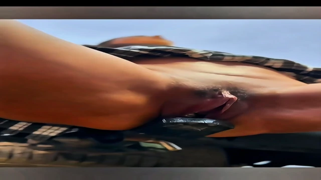 Pussy Floods Her Trailer Hitch Ball