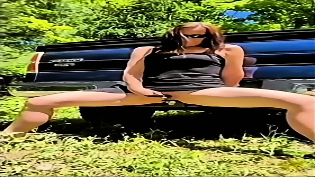 Anal Stretch Trailer Hitch Fuck & Squirt