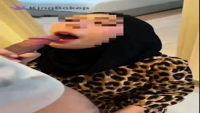 TANTE HIJAB SEPONG DULU BARU NGENTOT
