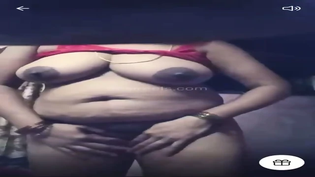 Telugu Celeb Sujatha Simhadri MMS Stripping Full Nude Showing off Her Fat Tits, Spreads Her Legs Wide, and Starts Rubbing Her Pussy