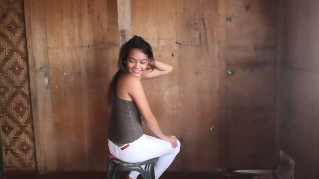 Pied Pinays - Reshiel Balloon Popping