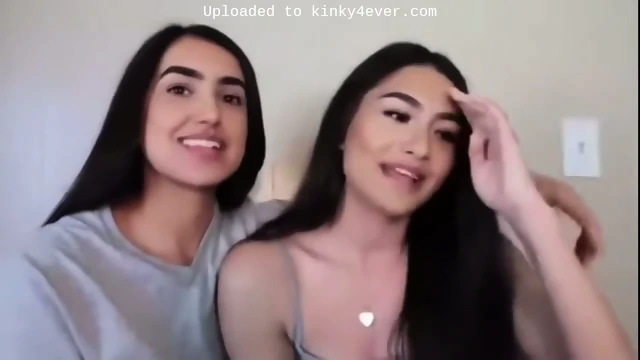 Lesbian Couple Handgag Comp