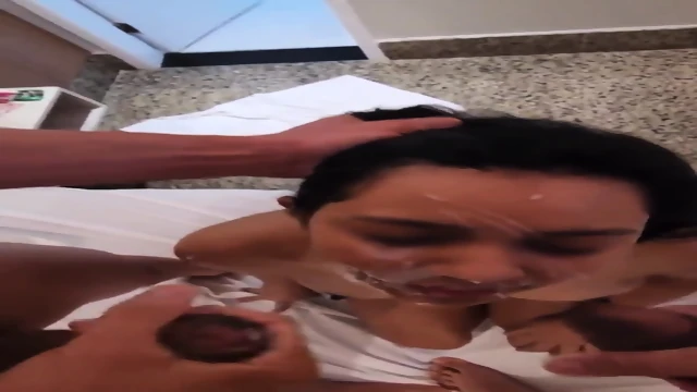 Corno Leva amigo para leitar a namorada dele em motal - ( Gozadas em Slow Motion )