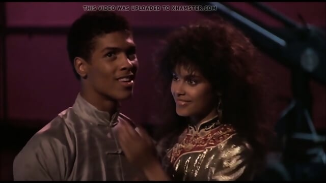 BEAUTIFUL EBONY MILF 13