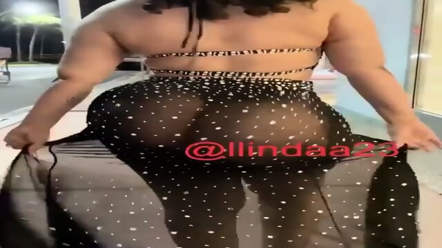 THICK HAWAIIAN MILF 2