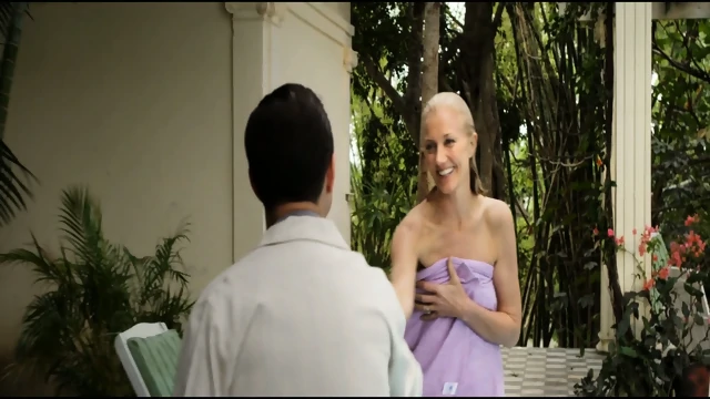 Joely Richardson, Minka Kelly - Papa Hemingway in Cuba (2015)