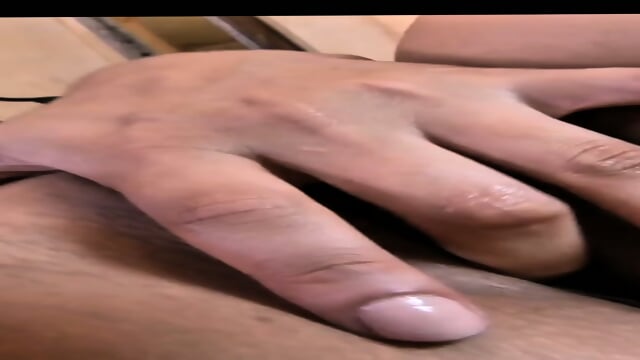 Sunny leone Hungry juicy pussy closeup..fingering