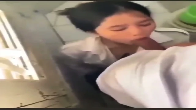Chupa sa cr si GF now viral Pinay scandal student