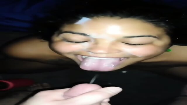 Amadoras levando gozada na cara compilado