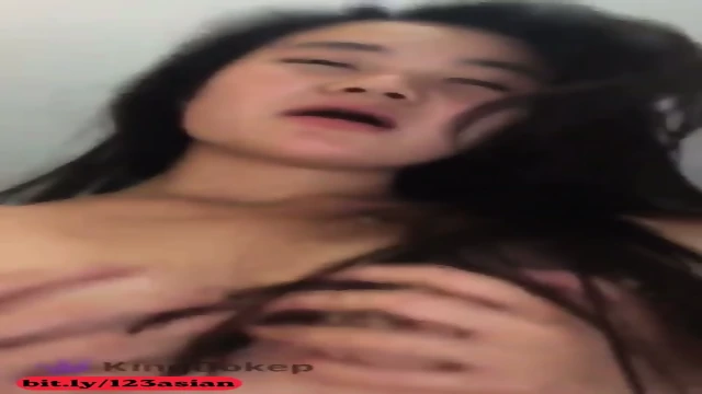 a Chinese girl asking for the top position, her moans are B