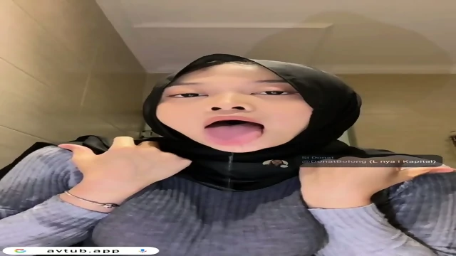 ( TELEGRAM : KEXMU ) Mandi Bareng Kak Sheii Melet Pejuin Anu Basah