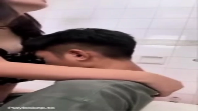 Filipina getting fucked Now viral sex video sa CR