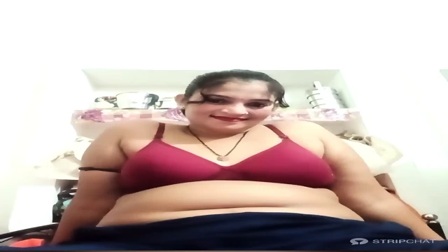 Desi stripchat Chhaya_hot boobs massage